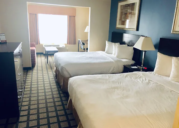Hotel Baymont By Wyndham Gurnee