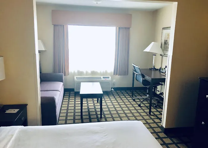 Hotel Baymont By Wyndham Gurnee
