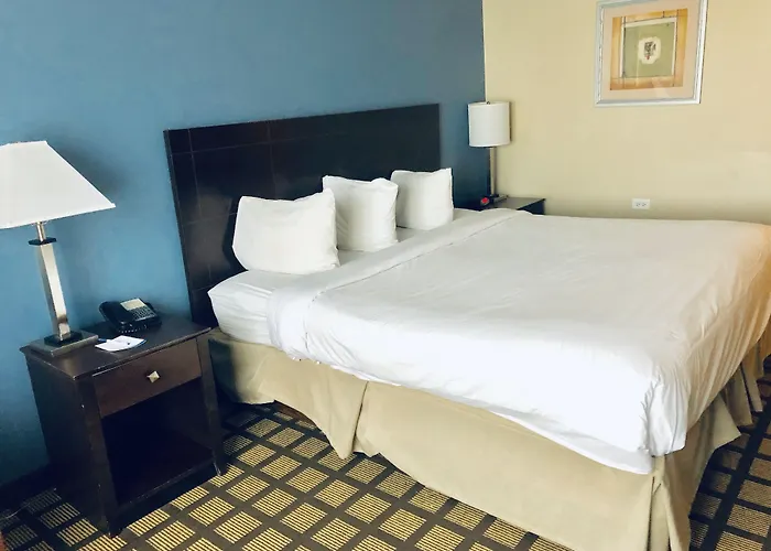 Baymont By Wyndham Hotel Gurnee